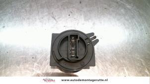 O131105 Gebruikte kachel weerstand Citroen Berlingo