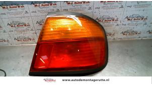 O95155 Gebruikte achterlicht rechts Nissan Primera