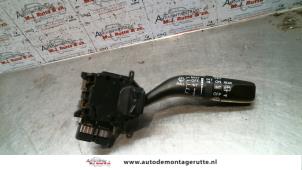 O103418 Gebruikte schakelaar ruitenwisser Mazda 6.