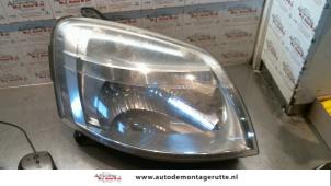 O74184 Gebruikte koplamp rechts Peugeot Partner