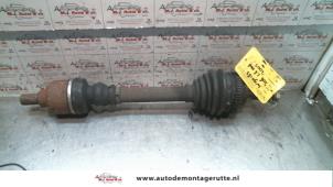 O111241 Gebruikte aandrijfas links-voor Peugeot 206