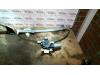 Gebruikte Ruitmechaniek 4Deurs links-voor Nissan Almera O78214