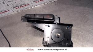 O104682 Gebruikte aanjager schakelaar Toyota Yaris Verso