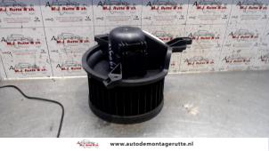 O130222 Gebruikte aanjager Peugeot Partner