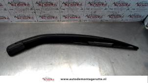 O97551 Gebruikte ruitenwisserarm achter Hyundai I20