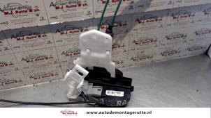O83969 Gebruikte portierslot mechaniek 4deurs rechts-achter Hyundai I30