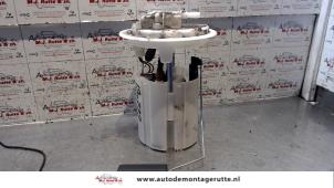 O120888 Gebruikte brandstofpomp elektrisch Peugeot 207