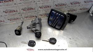 Gebruikte Sleutel + Contactslot Seat Ibiza III (6L1) 1.2 12V Prijs op aanvraag aangeboden door Autodemontage M.J. Rutte B.V.