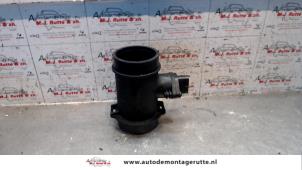 O116618 Gebruikte luchthoeveelheidsmeter Kia Carens