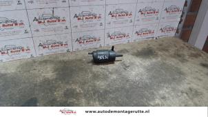 O115256 Gebruikte ruitensproeierpomp voor Fiat Ducato