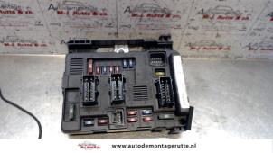 O119459 Gebruikte zekeringkast Peugeot 206