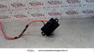 O131253 Gebruikte kachel weerstand Renault Twingo
