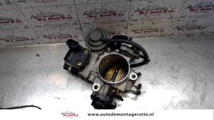 O123531 Gebruikte gasklephuis Toyota Avensis