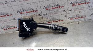O103918 Gebruikte ruitenwis schakelaar Toyota Avensis