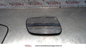 Gebruikte Spiegelglas rechts Peugeot 307 (3A/C/D) 1.6 16V Prijs op aanvraag aangeboden door Autodemontage M.J. Rutte B.V.