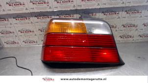 O92542 Gebruikte achterlicht links BMW 3-Serie