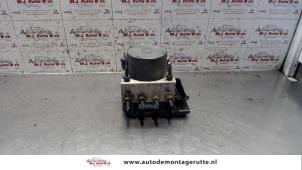 O114829 Gebruikte abs pomp Citroen C1