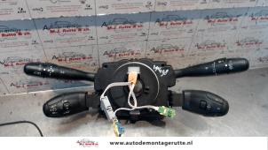 O102942 Gebruikte licht + raw schakelaar Peugeot 206