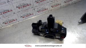 O83460 Gebruikte deurslot mechaniek 4deurs links-achter Saab 9-3