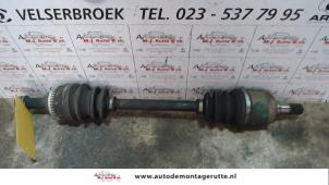 O111409 Gebruikte homokineetas links-voor Suzuki Wagon R+