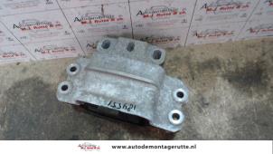 O128740 Gebruikte motorrubber Volkswagen Golf