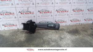 O103840 Gebruikte ruitenwis schakelaar Volvo V50