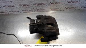 O132009 Gebruikte remklauw (tang) links-achter Volkswagen Passat