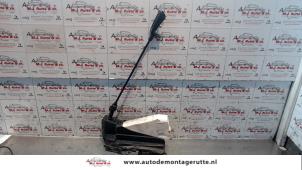 O83524 Gebruikte portierslot mechaniek 4deurs rechts-voor Ford Galaxy