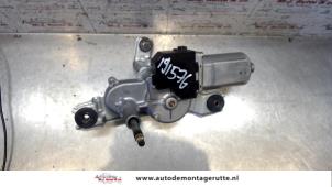 O97321 Gebruikte motor ruitenwisser achter Toyota Corolla