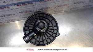 O130476 Gebruikte chaufage ventilatiemotor Suzuki Liana