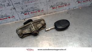 O92383 Gebruikte slot cilinder achter Ford Mondeo