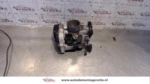 O122814 Gebruikte gasklephuis Chevrolet Kalos