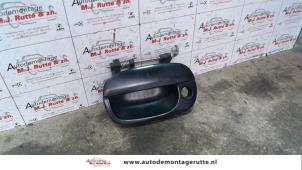 O79797 Gebruikte portiergreep 2deurs links Hyundai H200