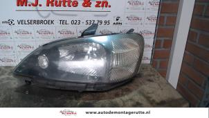 O73024 Gebruikte koplamp links Daihatsu Young RV