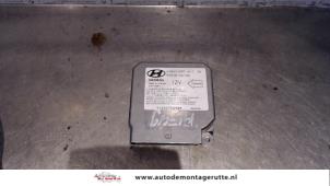 Gebruikte Airbag Module Hyundai Santa Fe I 2.0 16V 4x2 Prijs op aanvraag aangeboden door Autodemontage M.J. Rutte B.V.