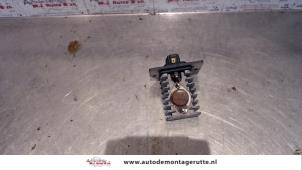 O130927 Gebruikte kachel weerstand Hyundai Santafe