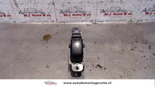 O107506 Gebruikte elektrisch raam schakelaar Hyundai Santafe
