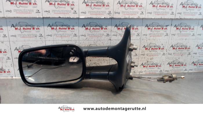Gebruikte Spiegel Buiten links Volkswagen Caddy O84626