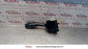 O101753 Gebruikte schakelaar richtingaanwijzer Hyundai Sonata
