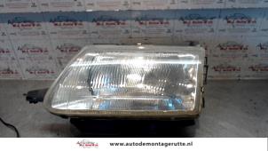 O72603 Gebruikte linker koplamp Citroen Saxo