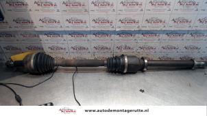O111831 Gebruikte homokineetas rechts-voor Renault Laguna