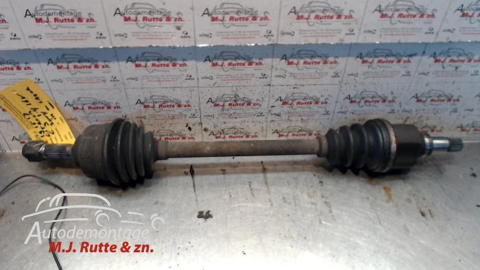Gebruikte Steekas links-voor Citroen C3 O111197