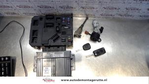 O82209 Gebruikte slotenset cilinder (compleet) Peugeot 407