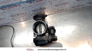 O122236 Gebruikte gasklephuis Audi A4