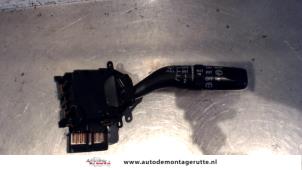 O103422 Gebruikte schakelaar ruitenwisser Mazda 6.