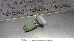 O130771 Gebruikte kachel weerstand Volkswagen Golf
