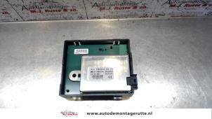 O71339 Gebruikte antenne versterker Mercedes B-Klasse