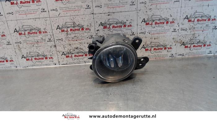 Gebruikte Mistlamp links-voor Mercedes B-Klasse O74744