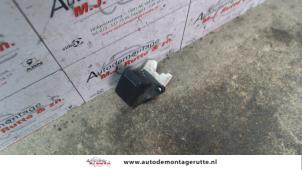 O108070 Gebruikte raam schakelaar elektrisch Honda HR-V