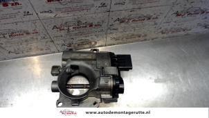 O123252 Gebruikte gasklephuis Renault Clio